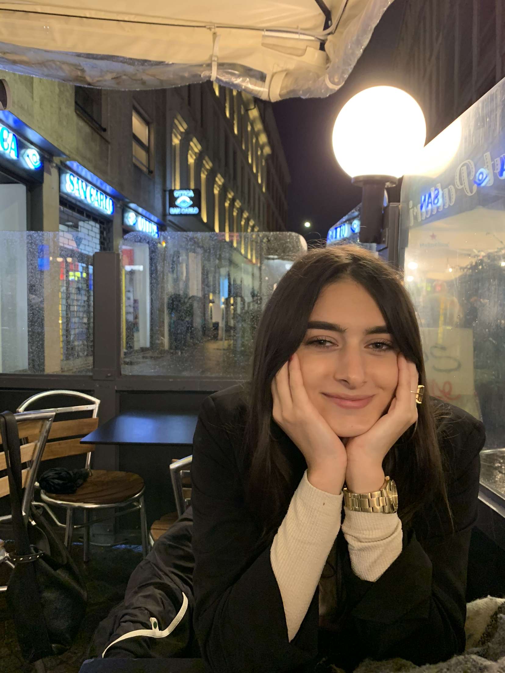 Maya D.